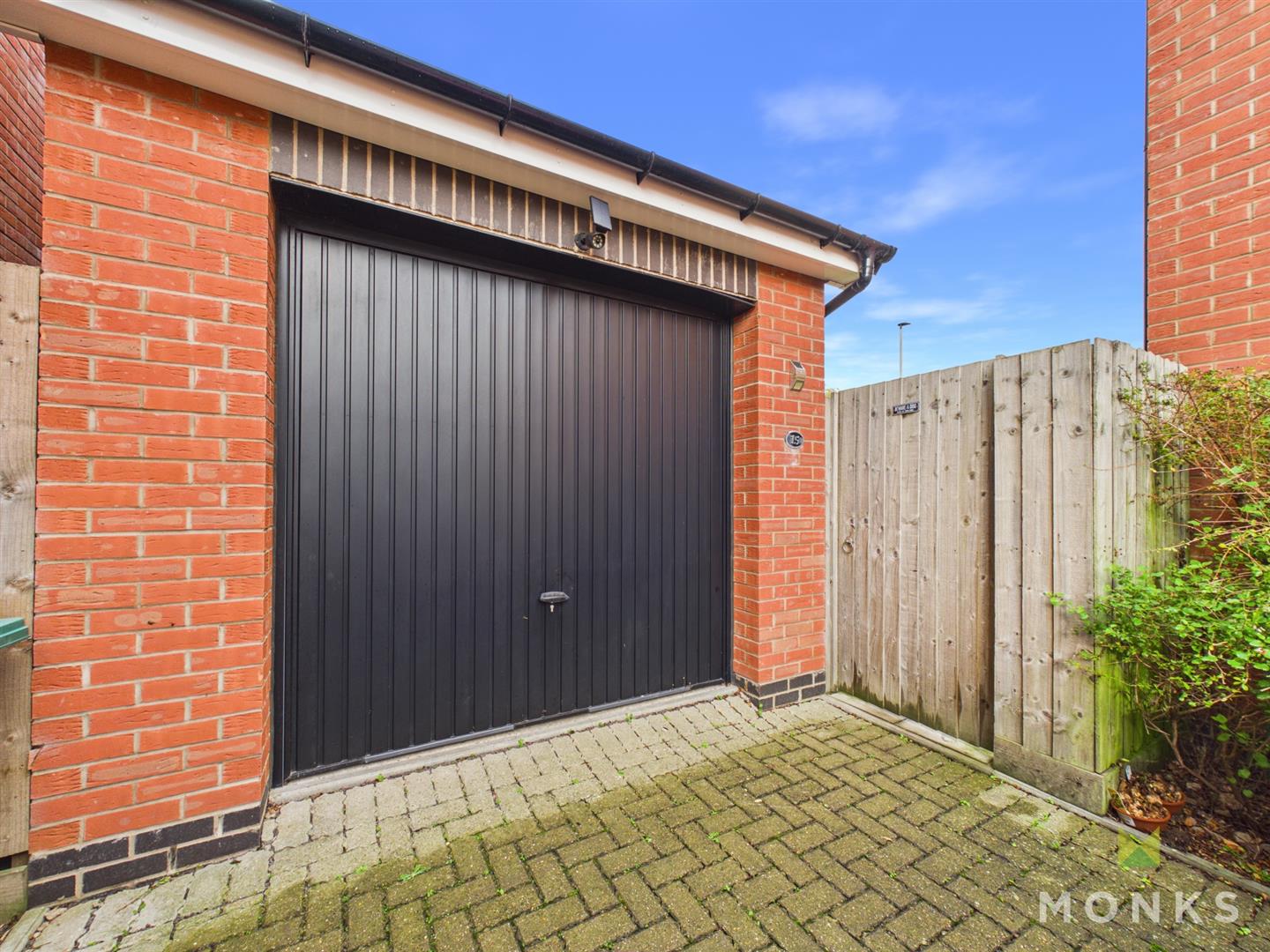 15 Wessex Close, Shrewsbury, SY4 4RZ For Sale
